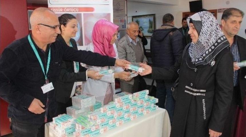 Elazığ&rsquo;da &Uuml;cretsiz Diş Fır&ccedil;ası Ve Macunu Dağıtıldı