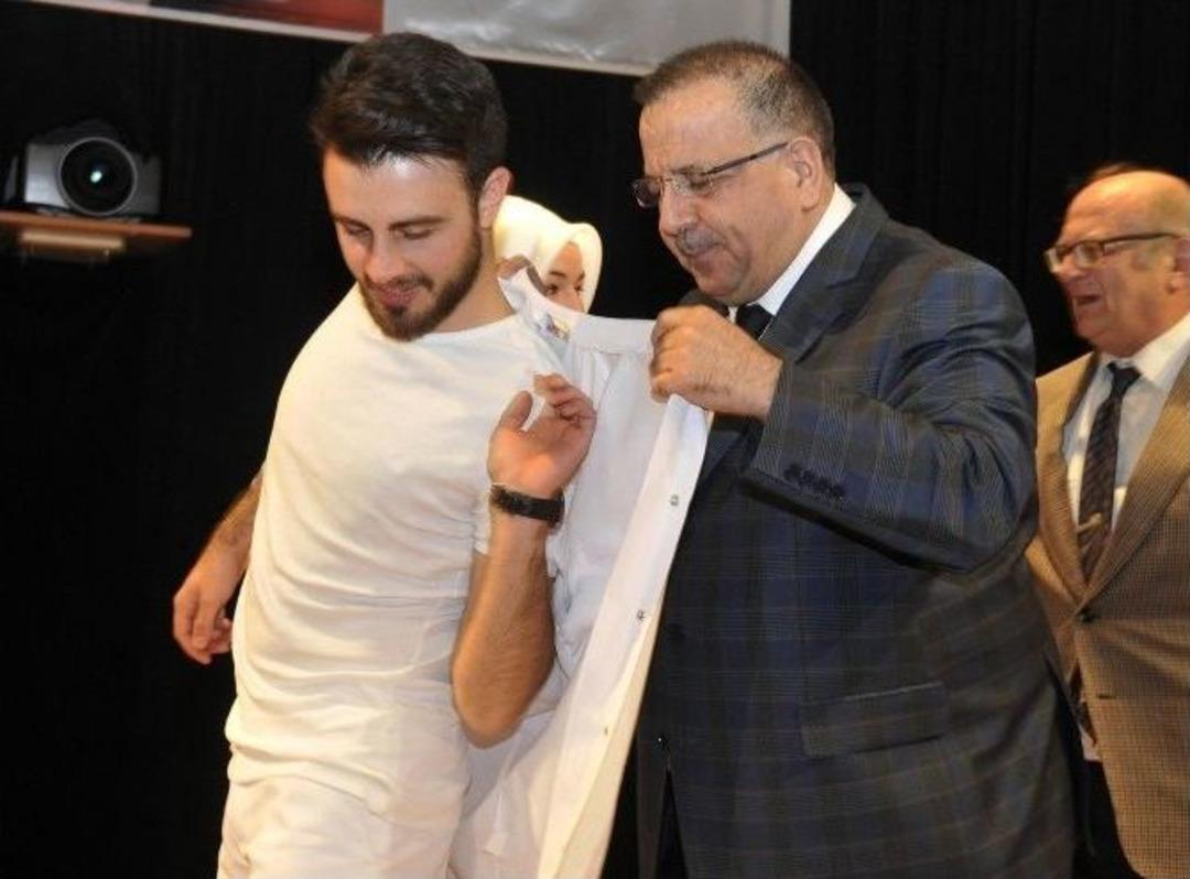 S&uuml;&rsquo;de Gen&ccedil; Diş Hekimleri Mesleğe İlk Adımlarını Attı