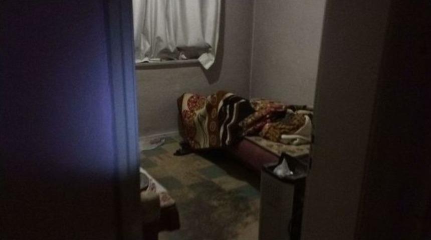 &Ouml;lm&uuml;ş Annesinin Cesedi İle 5 G&uuml;n Boyunca Koyun Koyuna Yattı