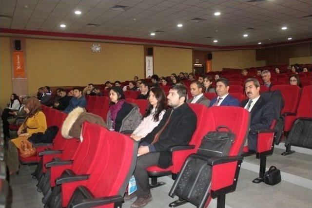 Van’da Okul İdarecileri Ve Öğretmenleri Bilgilendirme Semineri