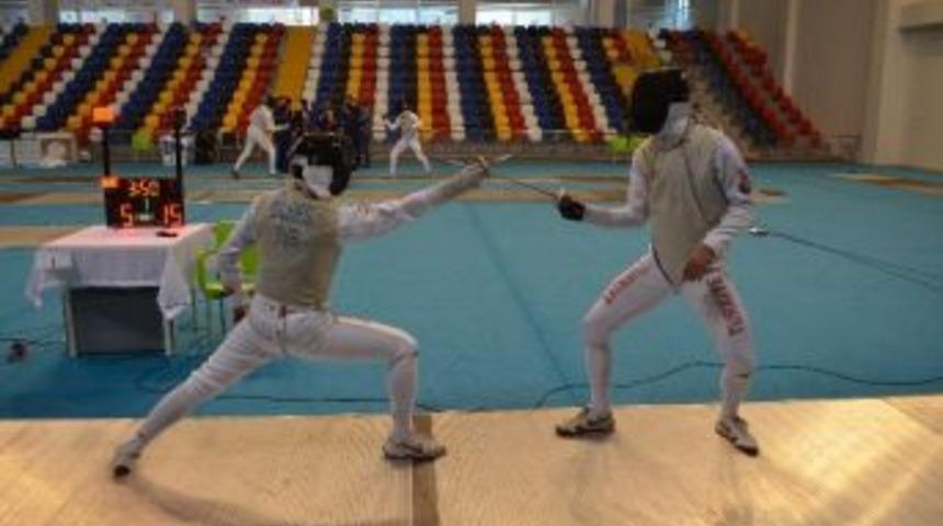 Adıyamanlı Eskrimciler T&uuml;rkiye Şampiyonasına Katılıyor