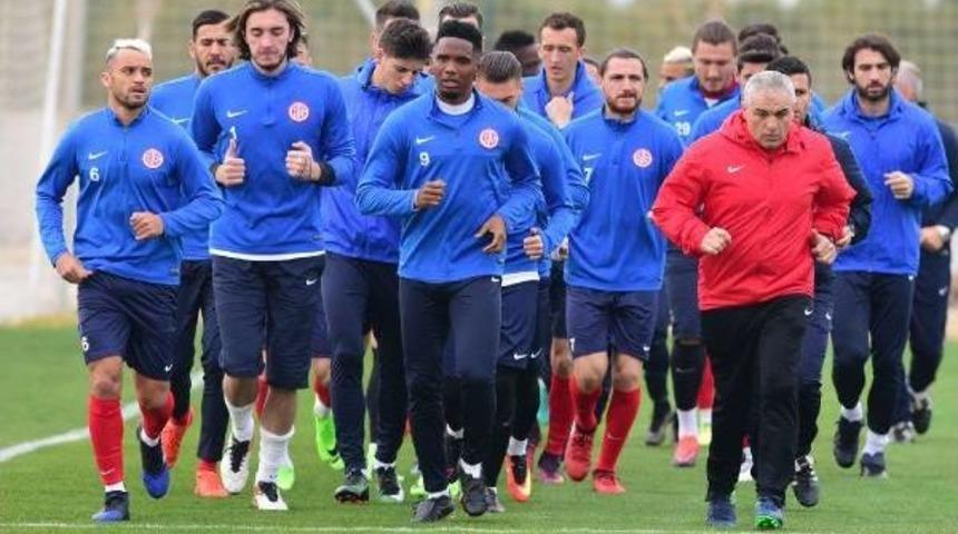 Antalyaspor, Galatasaray Ma&ccedil;ı Hazırlıklarına Başladı