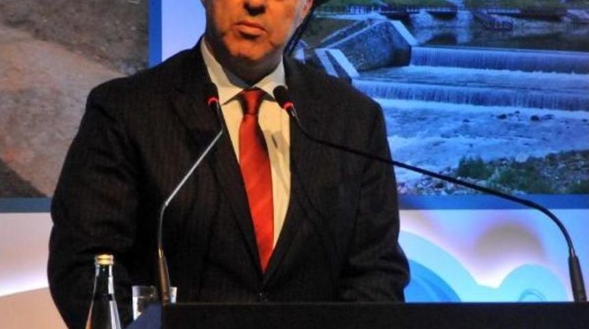 Dsi Genel M&uuml;d&uuml;r&uuml; Acu: Dereye Atılan Televizyon, Buzdolabı, Yatak, Hatta Ara&ccedil;lar Taşkınlarda Suyu Tıkıyor