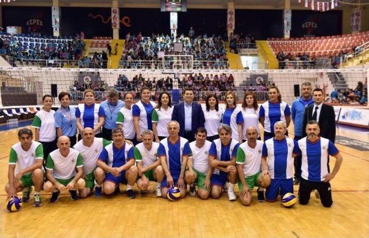 Tütüncü Öğretmenler İçin Sahada G4