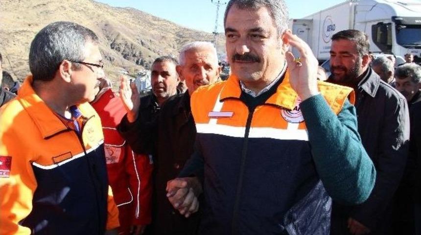 Afad Başkanvekili Bilden: &ldquo;bug&uuml;n 1-2 Kardeşimize Ulaşırız&rdquo;