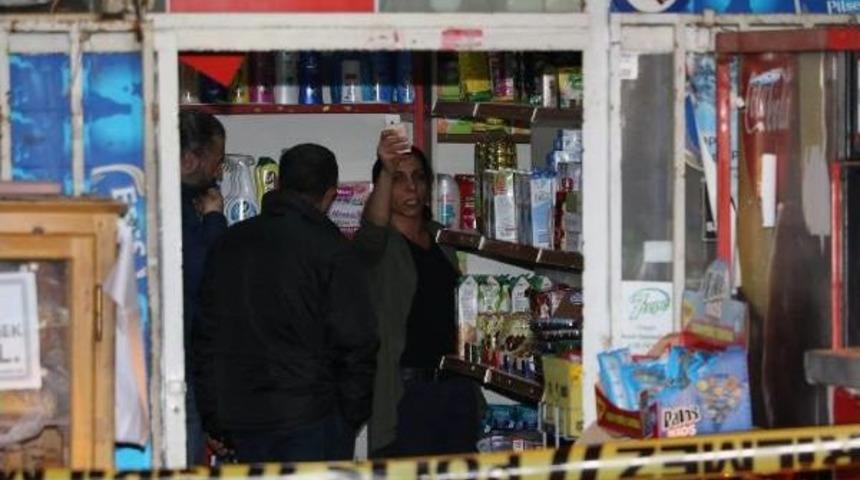 Kadın Işletmecinin &Ccedil;ığlığı Silahlı Soyguncuyu Ka&ccedil;ırttı