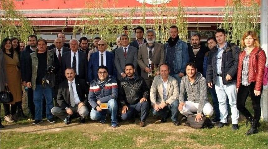 Aydınlı Gazeteciler Basın Kartlarını Törenle Aldı