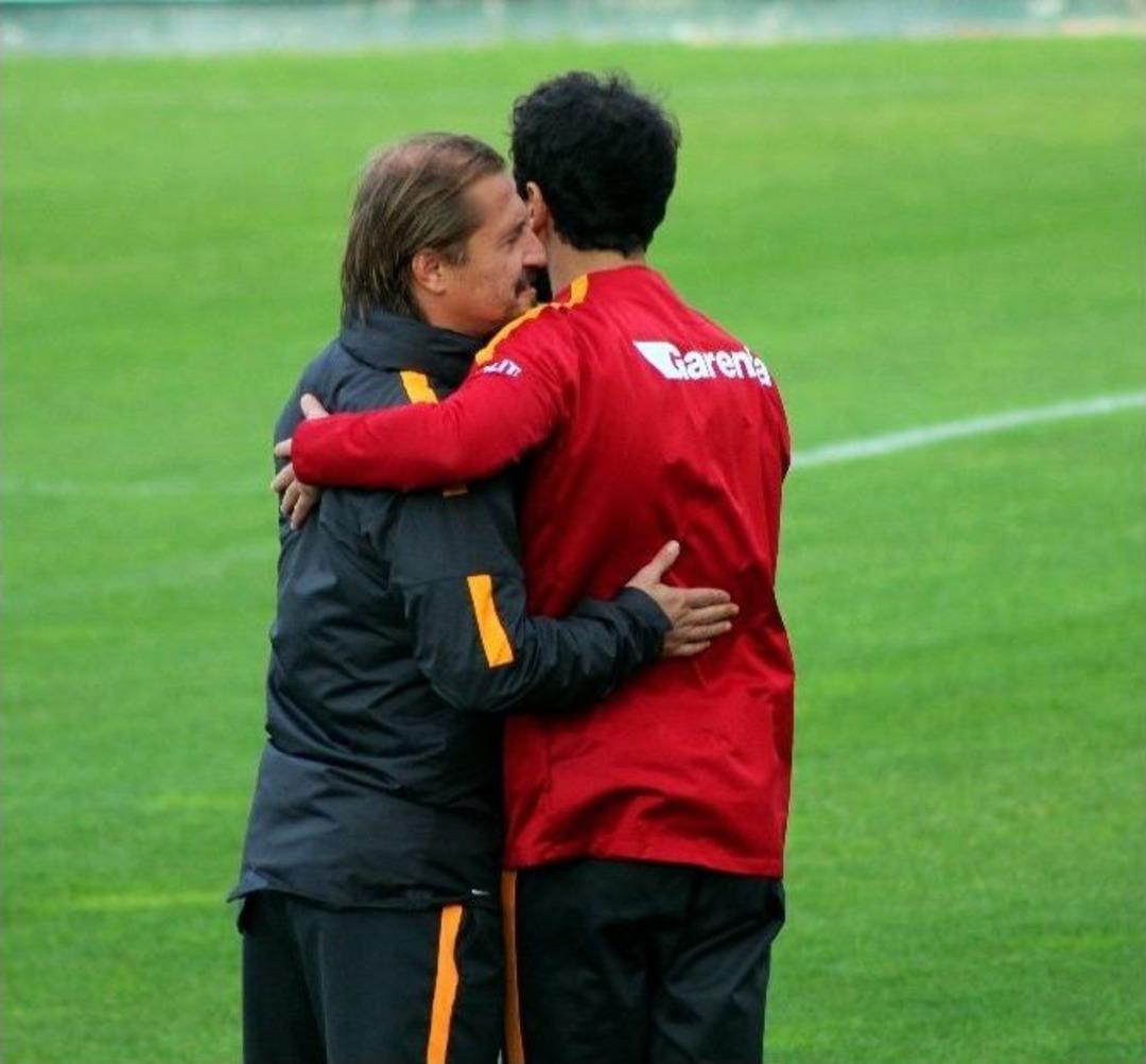 Sel&ccedil;uk İnan İle Ayhan Akman Arasındaki Buzlar Eridi