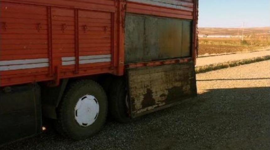 25 Ton Ham Petrol &Ccedil;alan Hırsız Yakalandı