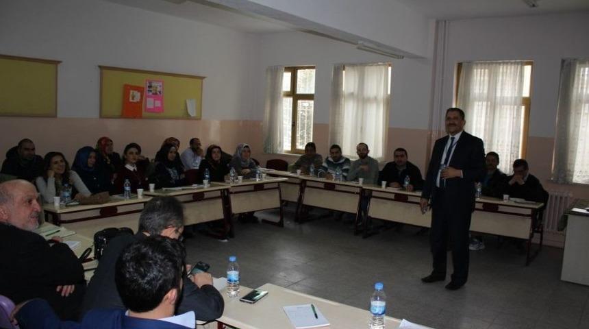 Nevşehir’de 200 Öğretmen Atölye Çalışmasına Katıldı