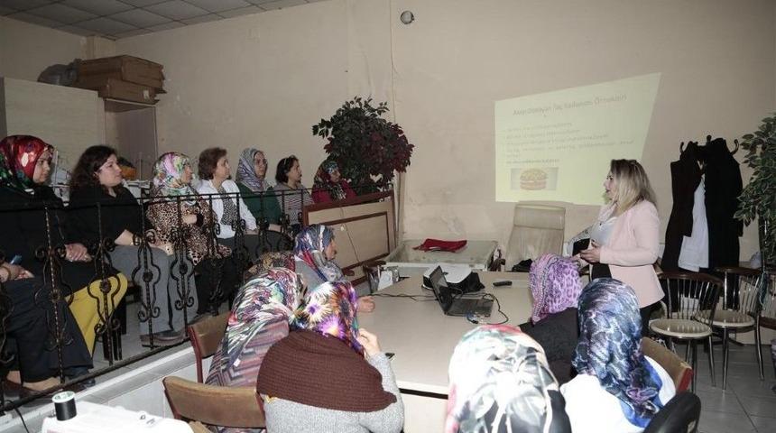 Kadınlara, “akılcı Antibiyotik Kullanımı Eğitimi” Verildi