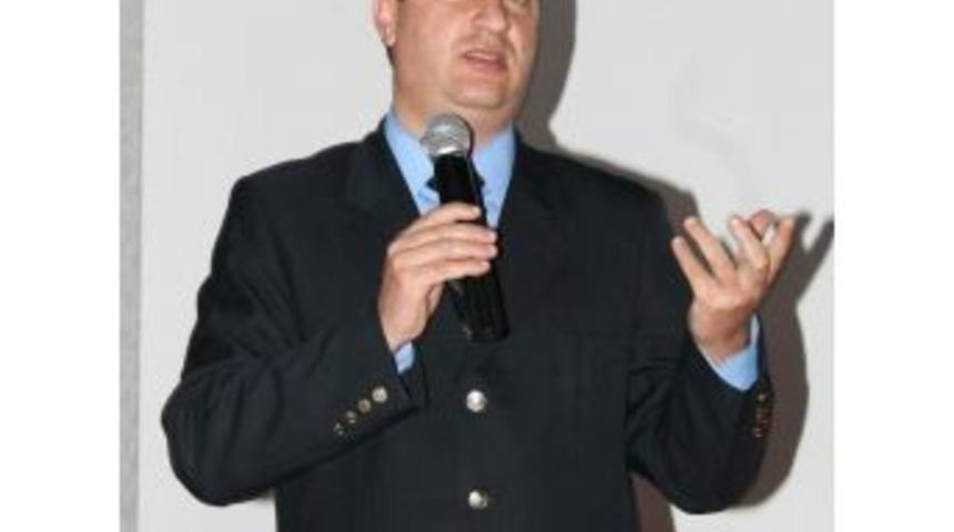 Evrensel Hafızlar Derneği Niğde Başkanı Yusuf &Ccedil;etinkaya;