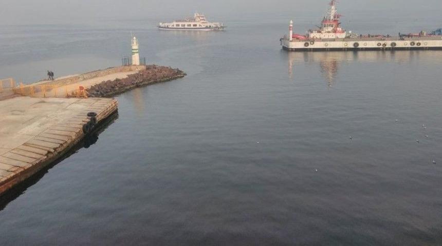 &Ccedil;anakkale&rsquo;de Yoğun Sis Deniz Ulaşımını Etkiledi