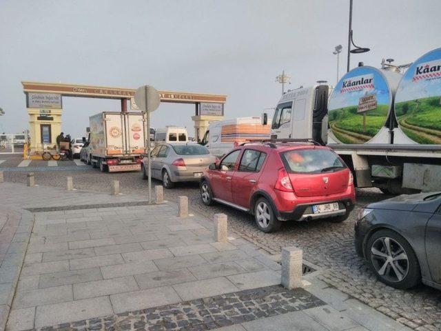 Çanakkale’de Yoğun Sis Deniz Ulaşımını Etkiledi