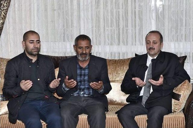 Mamak Belediye Başkanı Akgül, Şehit Ve Gazi Ailelerini Ziyaret Etti 2