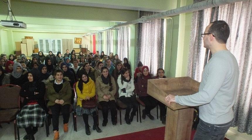 2009 &Ouml;ss Birincisi Doktor Mustafa &Ouml;zt&uuml;rk Malazgirt&rsquo;te Seminer Vermeye Devam Etti