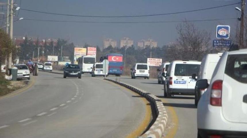 Alaattin &Ccedil;akıcı'ya Sağlık Kontrol&uuml;nde Geniş G&uuml;venlik &Ouml;nlemi