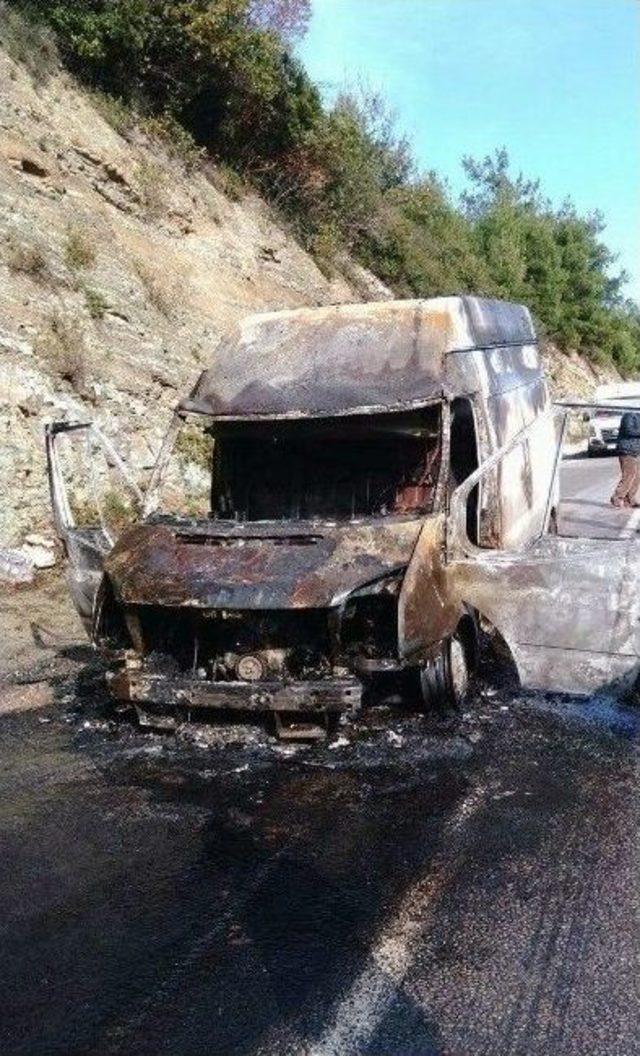 Aracın Yanma Anı Amat&ouml;r Kamerada 2