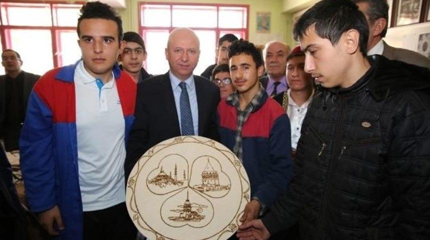 Eğitimcinin Dostu &Ccedil;olakbayrakdar&rsquo;a &Ouml;ğretmenlerden Anlamlı Hediye