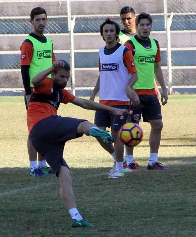 Adanaspor'da, Antalyaspor Hazırlıkları Sürüyor