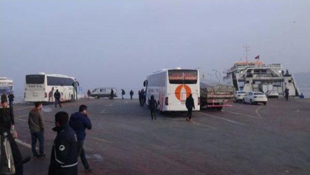 Çanakkale'de Feribot Seferleri Başladı