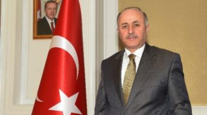 Vali Azizoğlu&rsquo;ndan &lsquo;&ouml;ğretmenler G&uuml;n&uuml;&rsquo; Mesajı