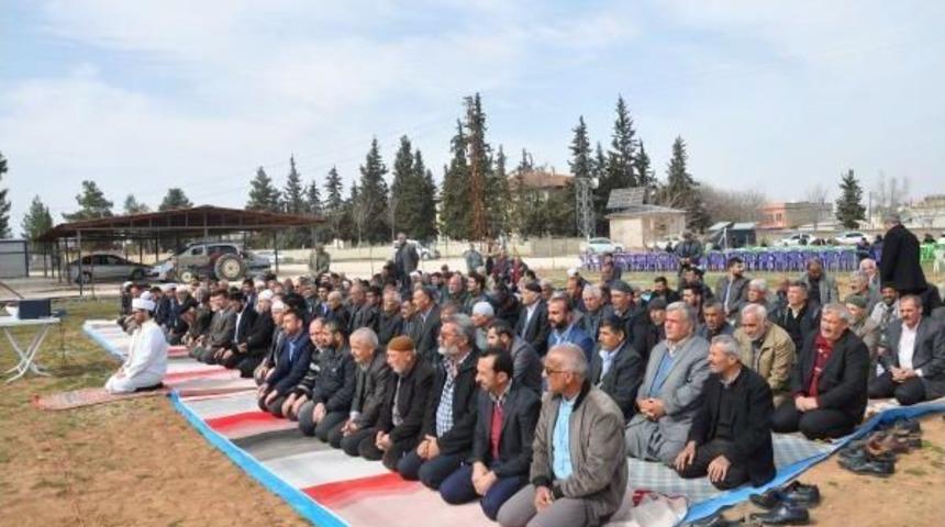 Nizip'te &Ccedil;ift&ccedil;ilerden Yağmur Duası