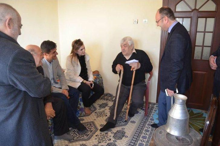 Tuşba Kaymakamı Uçar, Ağartı Mahallesini Ziyaret Etti G1