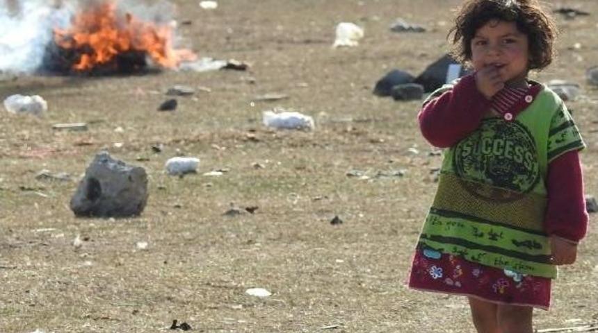 Savaştan Ka&ccedil;an Bayırbucak T&uuml;rkmenleri Zor Koşullarda