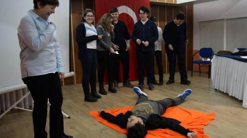 Karesi&rsquo;de İlk Yardım Eğitimi