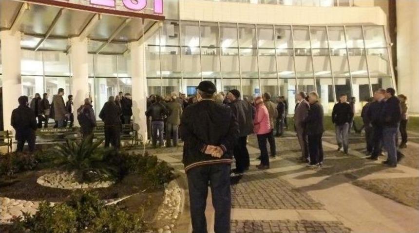 Burhaniye&rsquo;de Meclis Toplantısında Gerginlik Yaşandı