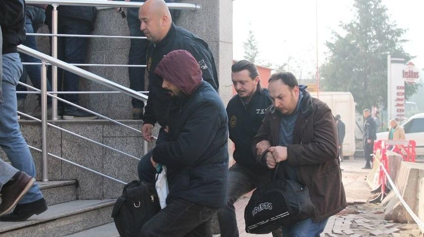 Kocaeli&rsquo;de 5 Tubitak Personeli Fet&ouml;&rsquo;den Adliyede