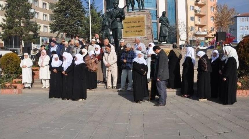 Umre Yolcuları İ&ccedil;in Uğurlama Programı D&uuml;zenlendi