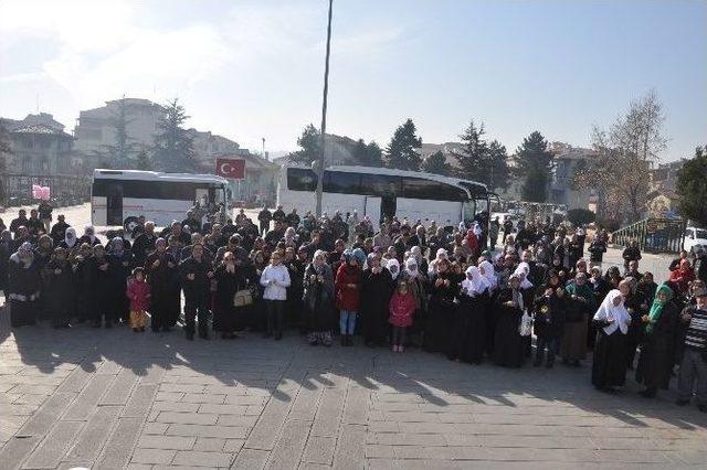 Umre Yolcuları İ&ccedil;in Uğurlama Programı D&uuml;zenlendi 2