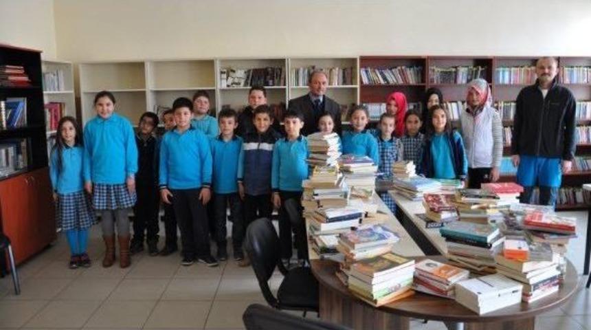 Mektupla Oluşan K&uuml;t&uuml;phane