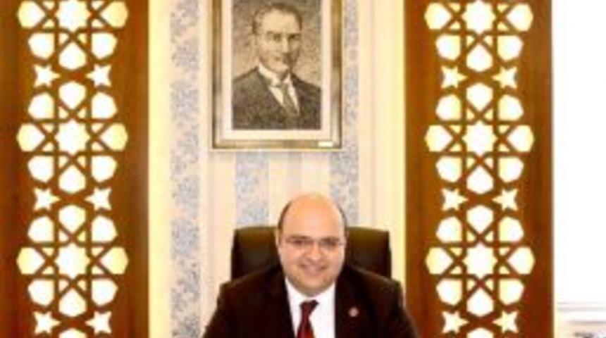 Başkan Orhan&rsquo;dan &Ouml;ğretmenler G&uuml;n&uuml; Mesajı&hellip;