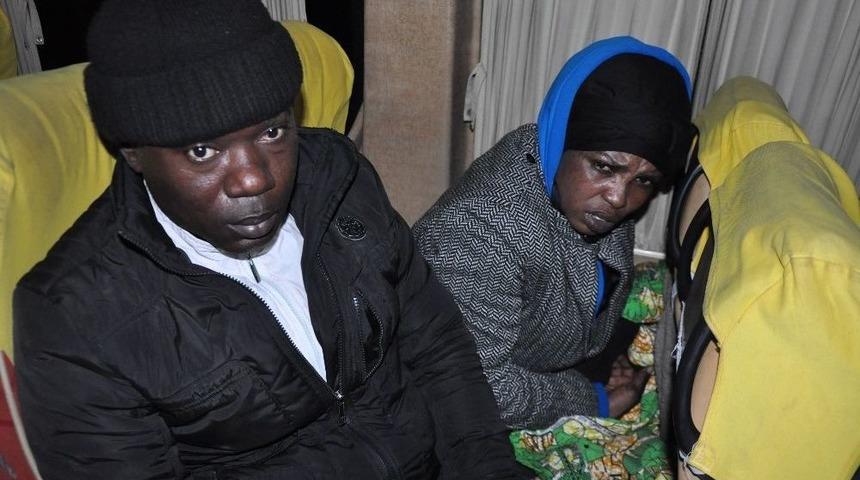 &Ccedil;anakkale&rsquo;de 18 Ka&ccedil;ak Yakalandı