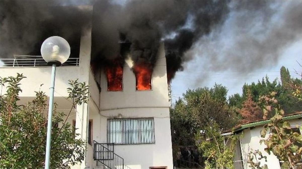 Bodrum&rsquo;da Yangında Can Pazarı; 1 &Ouml;l&uuml;, 3 Yaralı