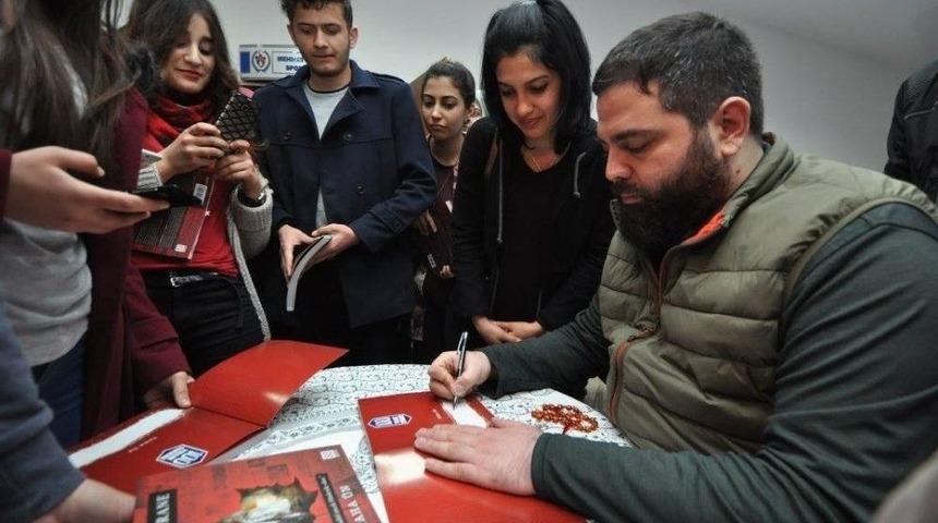 Taha &Uuml;n, Tokat&rsquo;ta Gen&ccedil;lerle Buluştu