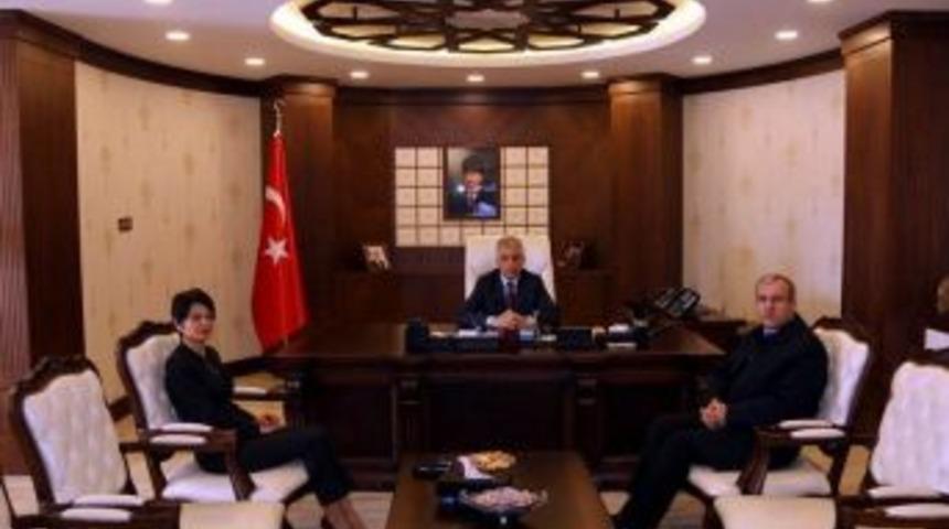 İller İdaresi Genel M&uuml;d&uuml;r Vekili Toraman Vali Toprak&rsquo;ı Ziyaret Etti