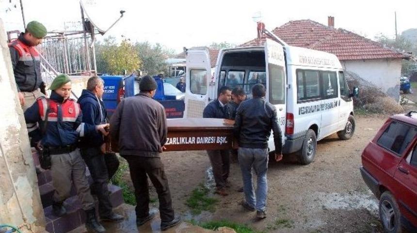 İki &Ccedil;ocuk Annesi, Birlikte Olduğu Adamı &Ouml;ld&uuml;rd&uuml;