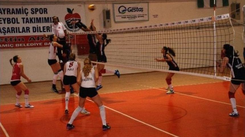 Bayrami&ccedil;spor: Manisa B. Şehir Bld. Spor: 3