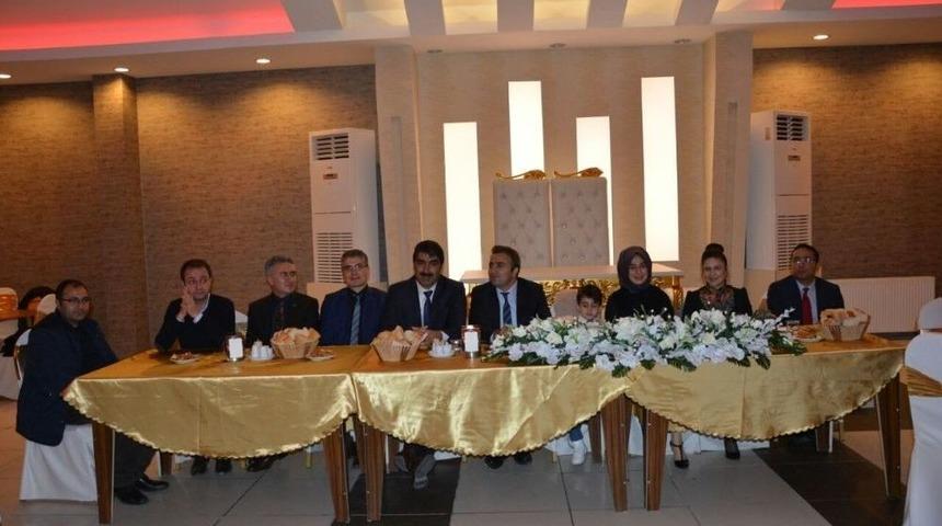 Kaymakam &Ccedil;i&ccedil;ek Veda Etti