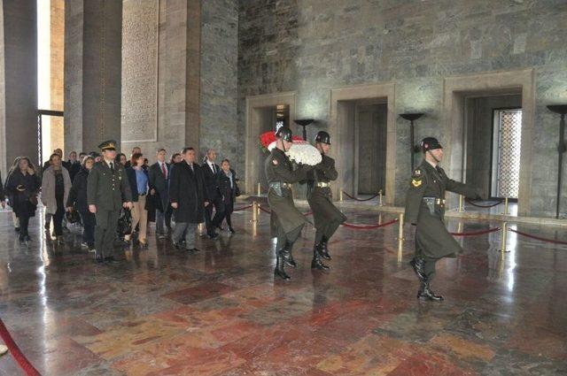 Sivil Savunma Uzmanlarından Anıtkabir’e Ziyaret