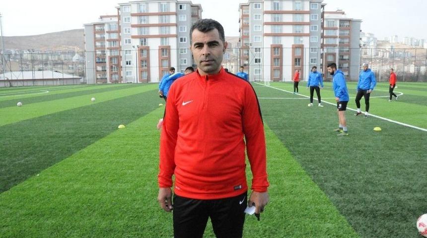 Elaziz Belediyespor, Play-off Şansını S&uuml;rd&uuml;rmek İstiyor