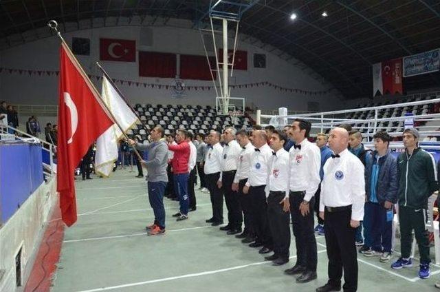 Türkiye Boks Şampiyonası 3. Grup Müsabakaları Başladı