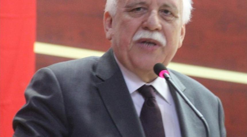 K&uuml;lt&uuml;r Ve Turizm Bakanı Nabi Avcı: İşin Esası Her Şeye Rağmen Kalemdir