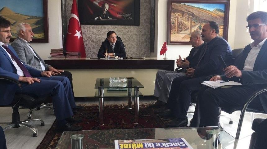 Sincik İl&ccedil;esinde İmam Hatip Platformu Y&ouml;netimi Ve &Uuml;yeleri Toplandı