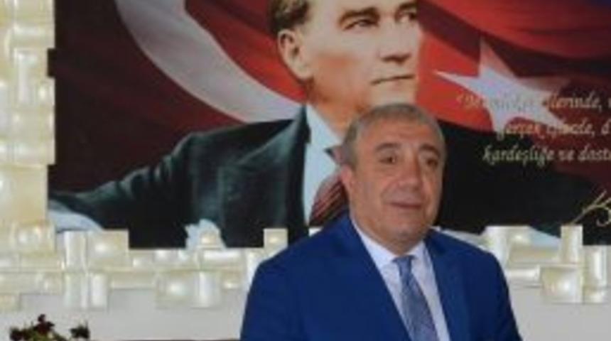 &Ccedil;at Belediye Başkanı Kılı&ccedil;&rsquo;tan &Ouml;ğretmen G&uuml;n&uuml; Mesajı