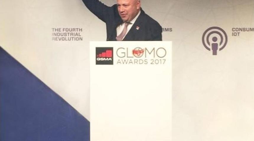 Turkcell Merhaba Umut&rsquo;A &ldquo;İnsanlık&rdquo; &Ouml;d&uuml;l&uuml;